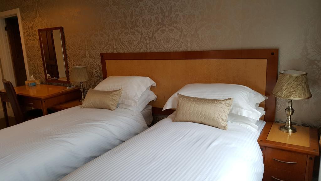 Sadlers Guest House 오킹엄 외부 사진