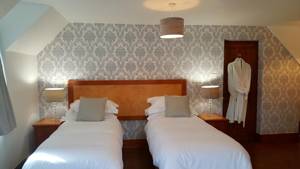 Sadlers Guest House 오킹엄 외부 사진